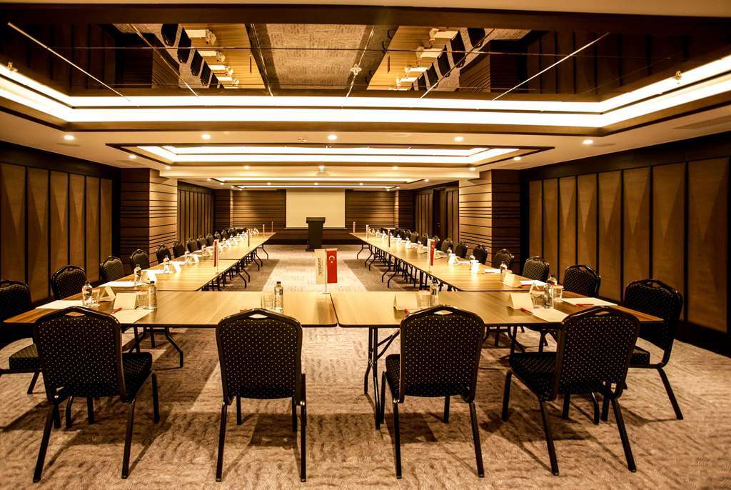 Ramada By Wyndham Isparta Instalações foto